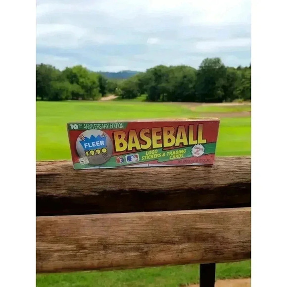 FLEER 1990 10TH ANNIVERSARY EDITION BASEBALL CARDS Complete Set Factory sealed - Picture 1 of 4